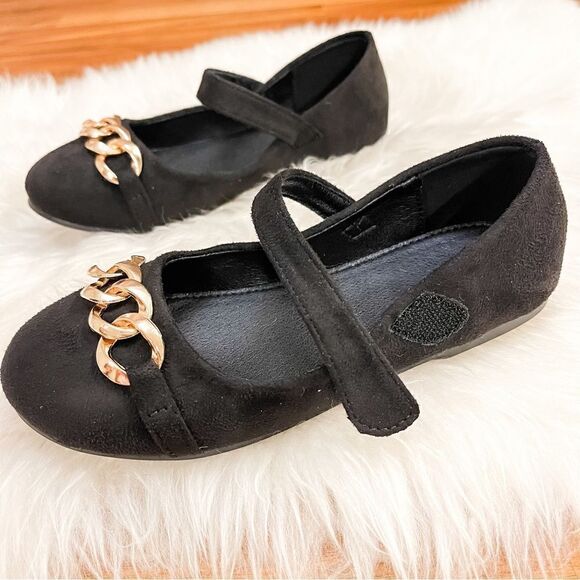 🍋 NWB! Little Girls’ Mary Jane Flats w/Hook & Loop Strap & Gold Chain Detail Si - Picture 5 of 10